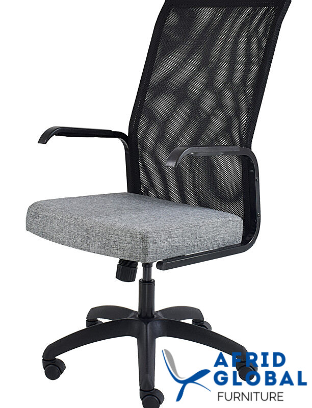 YARIS NETTED ARM CHAIR