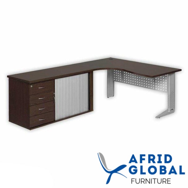 Cluster Desk with Steel Legs and Pedenza